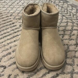 Uggs